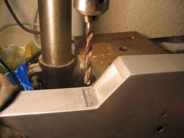 Under Shoulder Detail